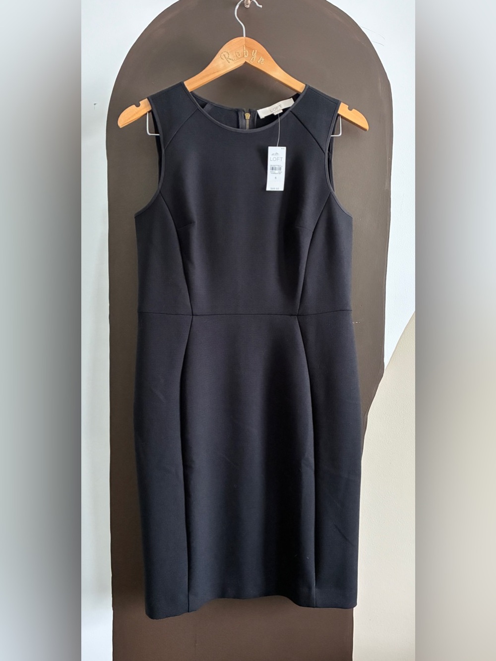 NWT LOFT Black Sheath Dress Size 6 Exposed Gold Zip $89.50